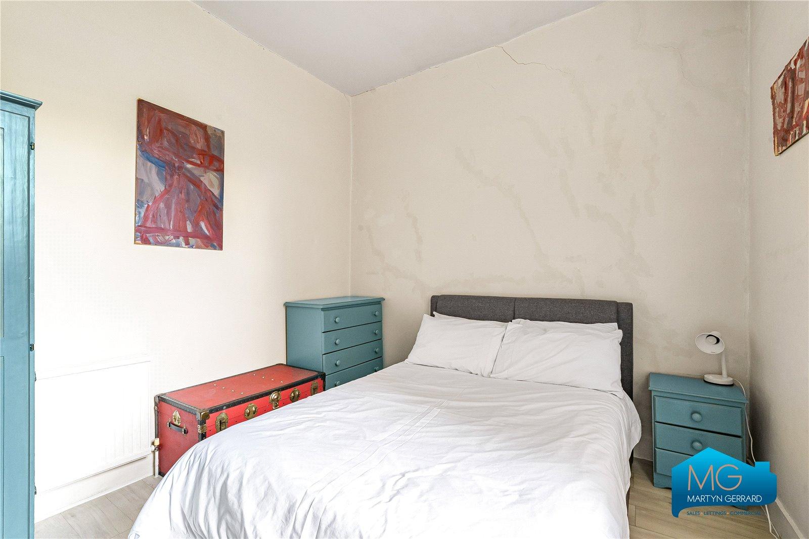 1 bedroom Apartment to rent - Martyn Gerrard