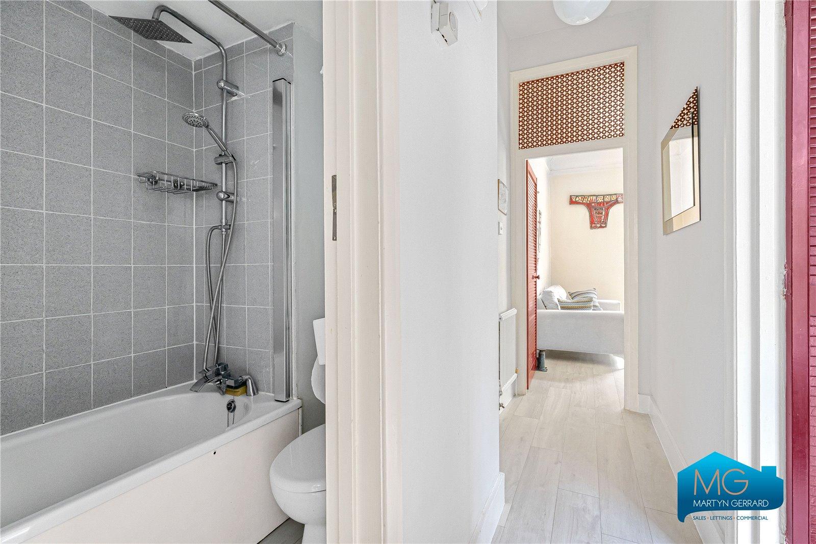 1 bedroom Apartment to rent - Martyn Gerrard