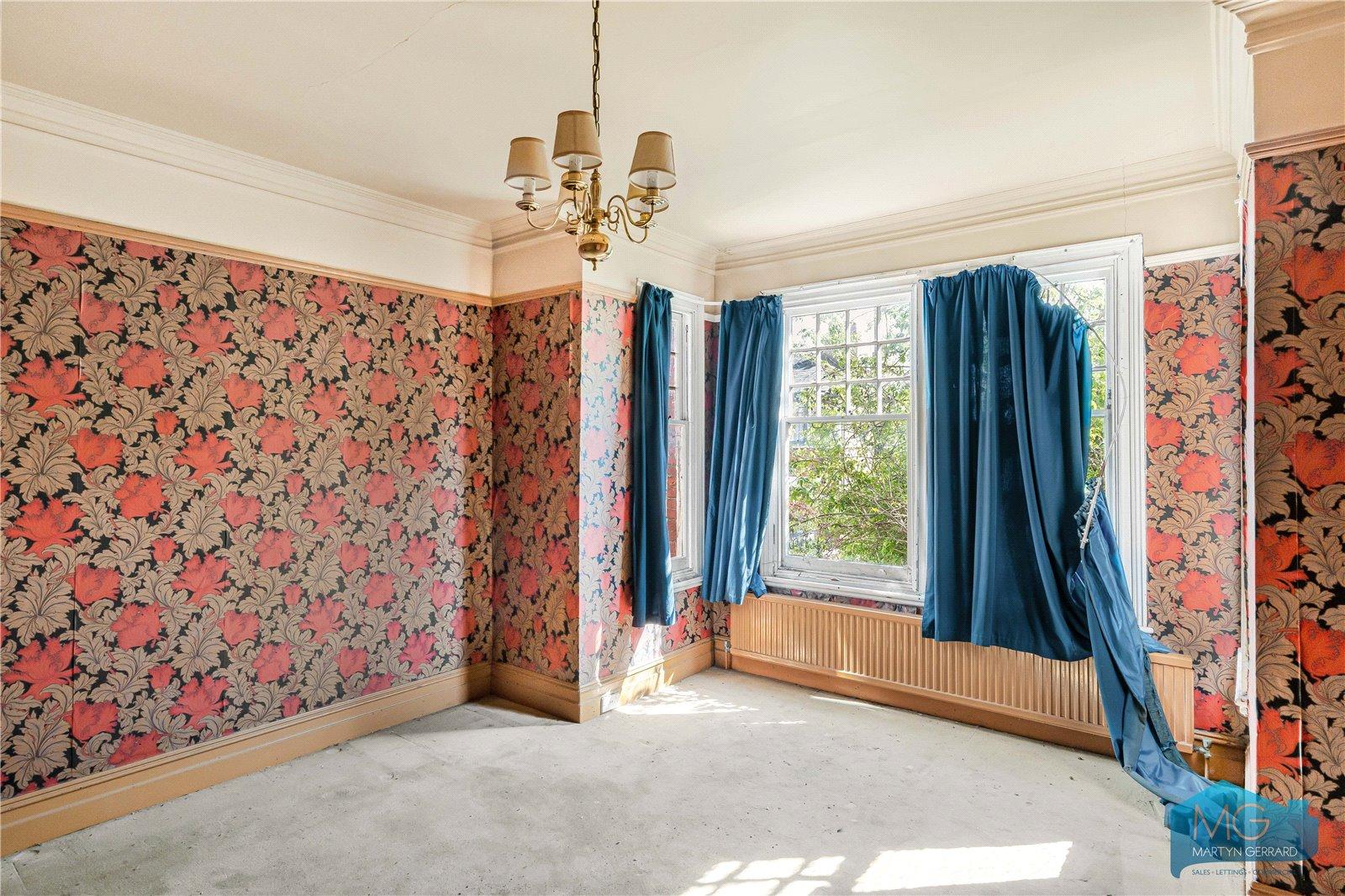4 bedroom Terraced House for sale - Martyn Gerrard