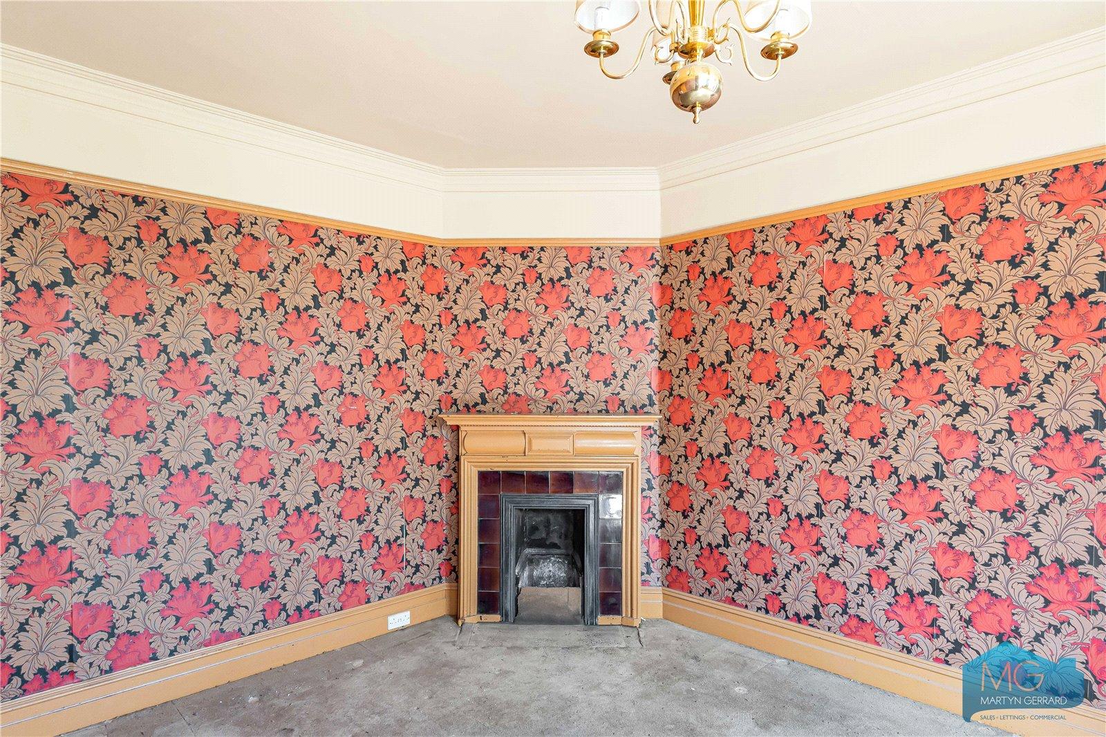 4 bedroom Terraced House for sale - Martyn Gerrard