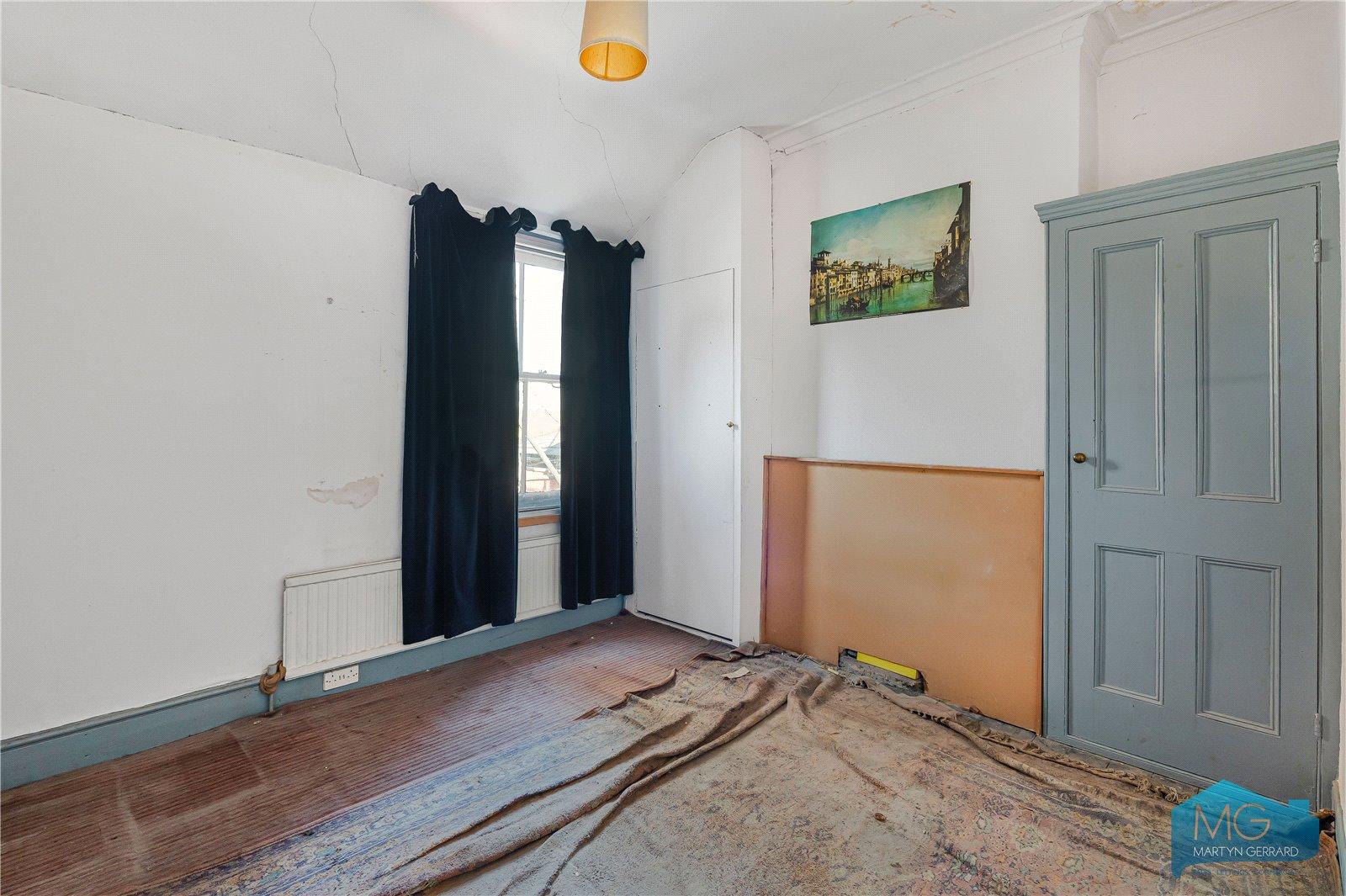 4 bedroom Terraced House for sale - Martyn Gerrard