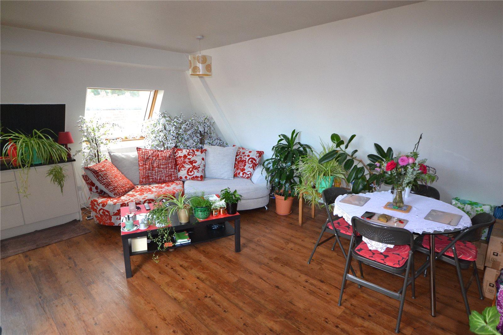 1 bedroom Apartment to rent - Martyn Gerrard