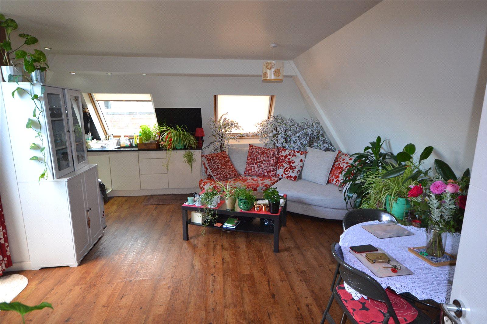 1 bedroom Apartment to rent - Martyn Gerrard