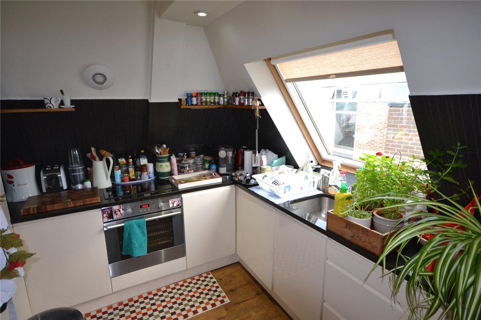 1 bedroom Apartment to rent - Martyn Gerrard