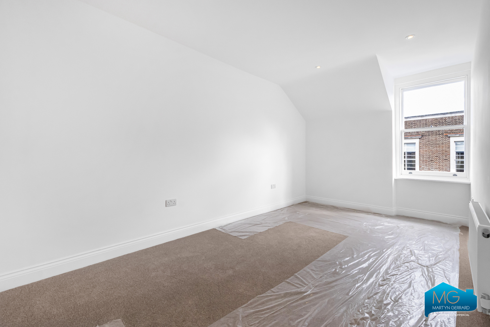 4 bedroom Apartment to rent - Martyn Gerrard