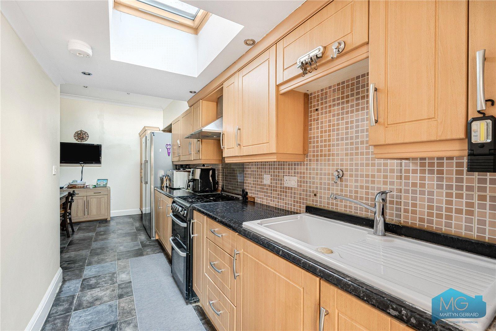 4 bedroom Terraced House for sale - Martyn Gerrard