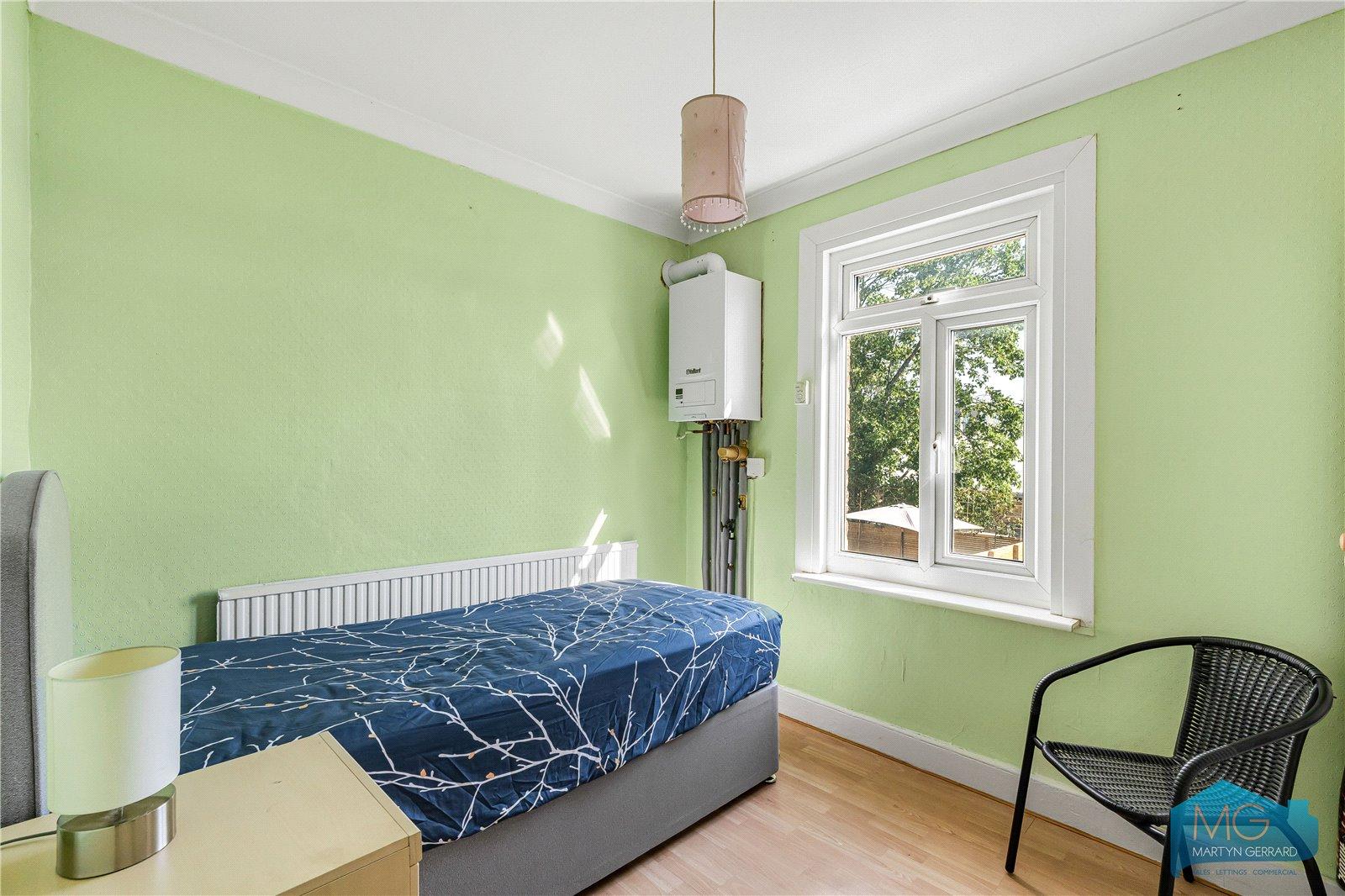4 bedroom Terraced House for sale - Martyn Gerrard