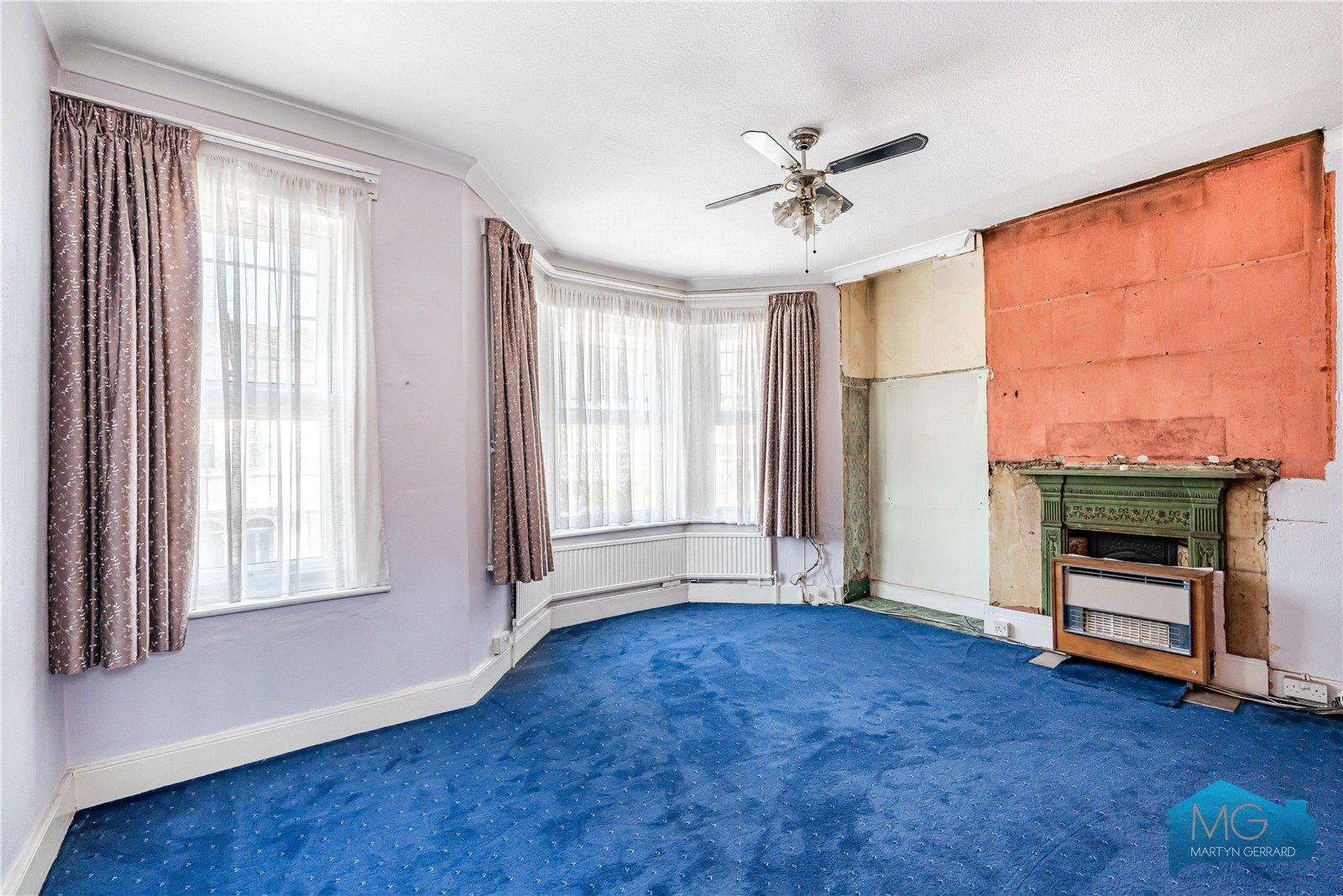 4 bedroom Terraced House for sale - Martyn Gerrard