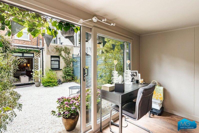 1 bedroom Apartment to rent - Martyn Gerrard