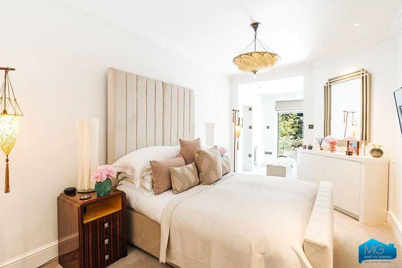 1 bedroom Apartment to rent - Martyn Gerrard