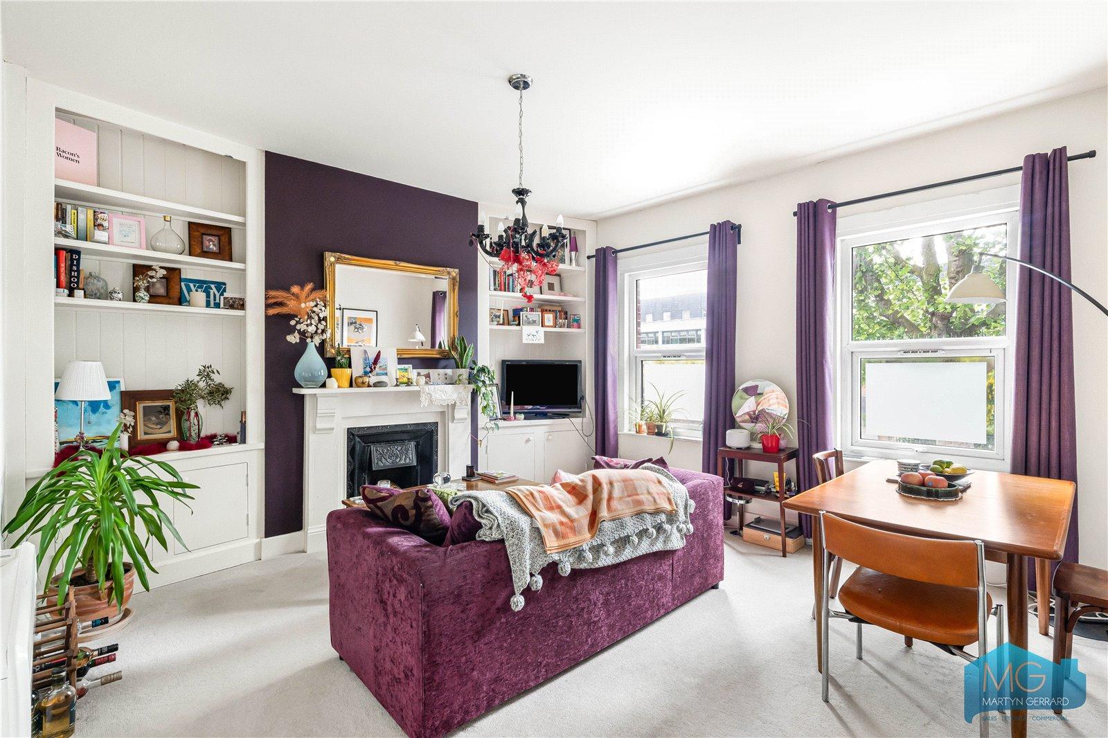 2 bedroom Apartment for sale - Martyn Gerrard