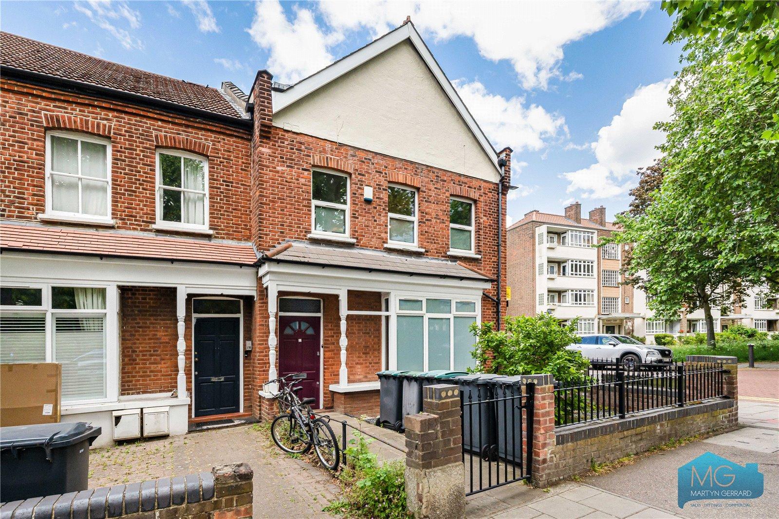 2 bedroom Apartment for sale - Martyn Gerrard