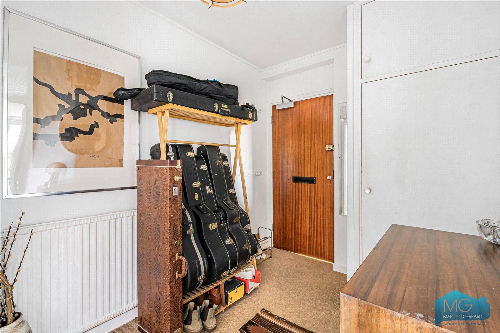 1 bedroom Apartment for sale - Martyn Gerrard