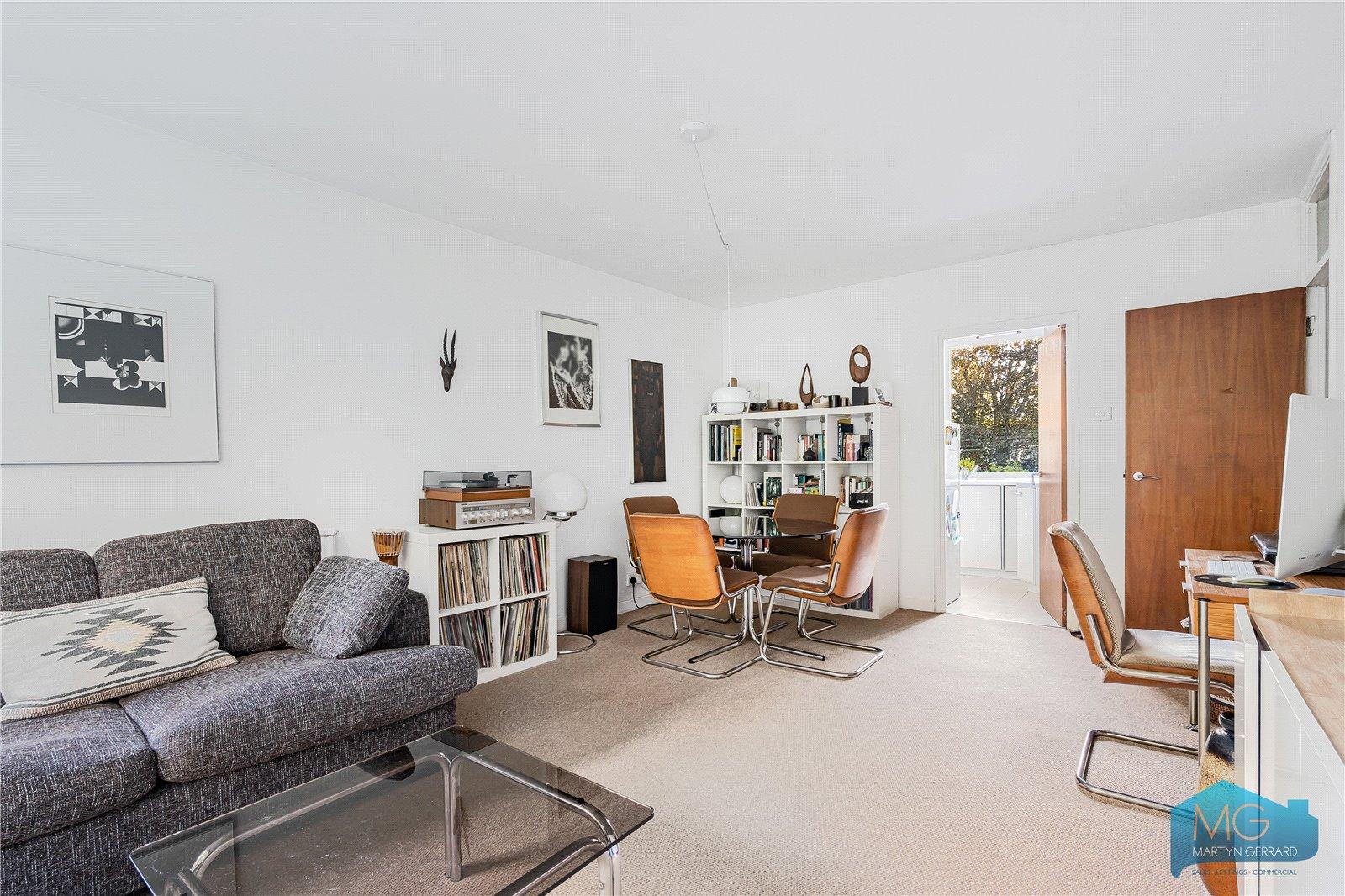 Avenue Road, Crouch End, London, N6+ - Martyn Gerrard