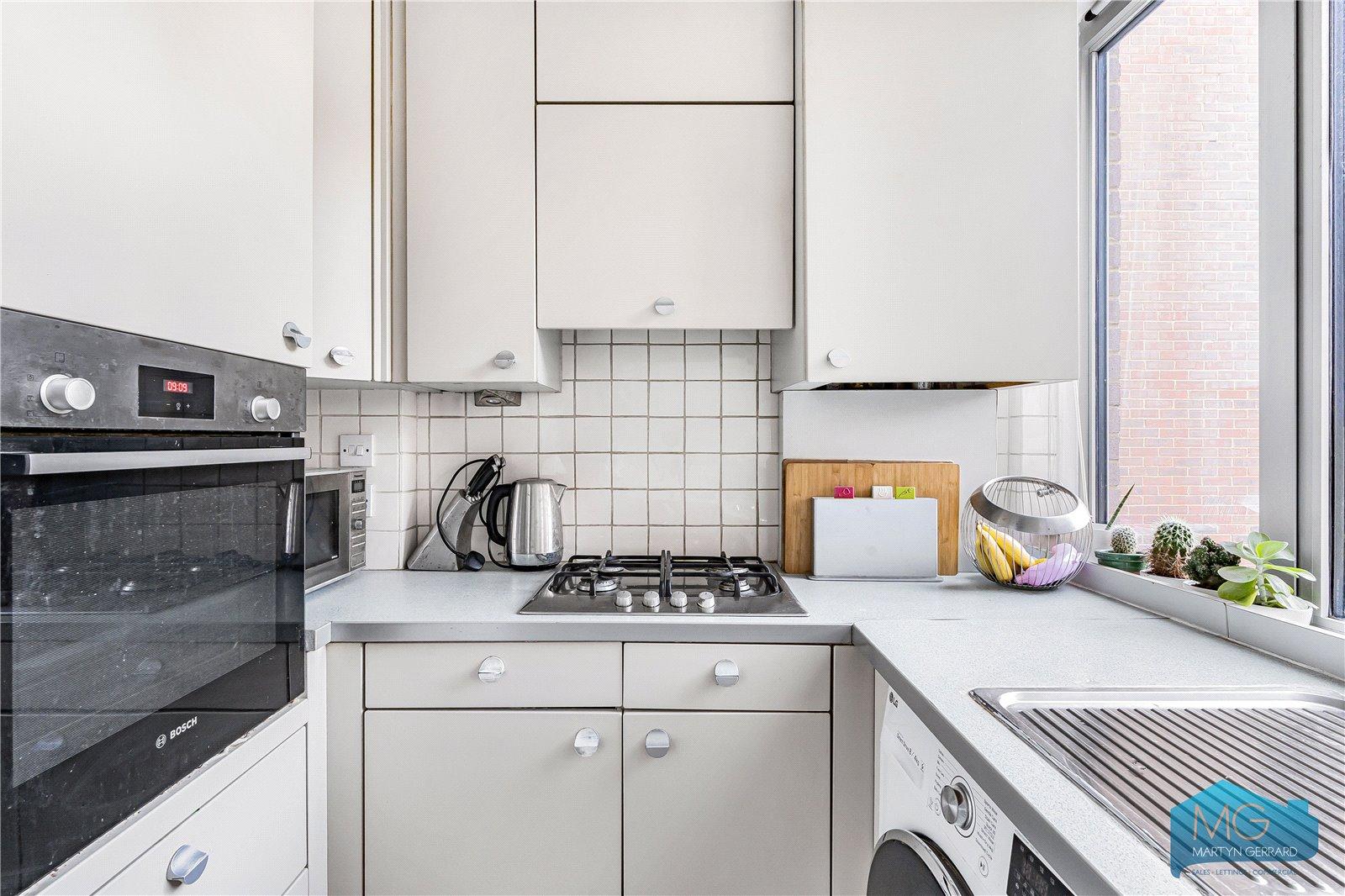 1 bedroom Apartment for sale - Martyn Gerrard