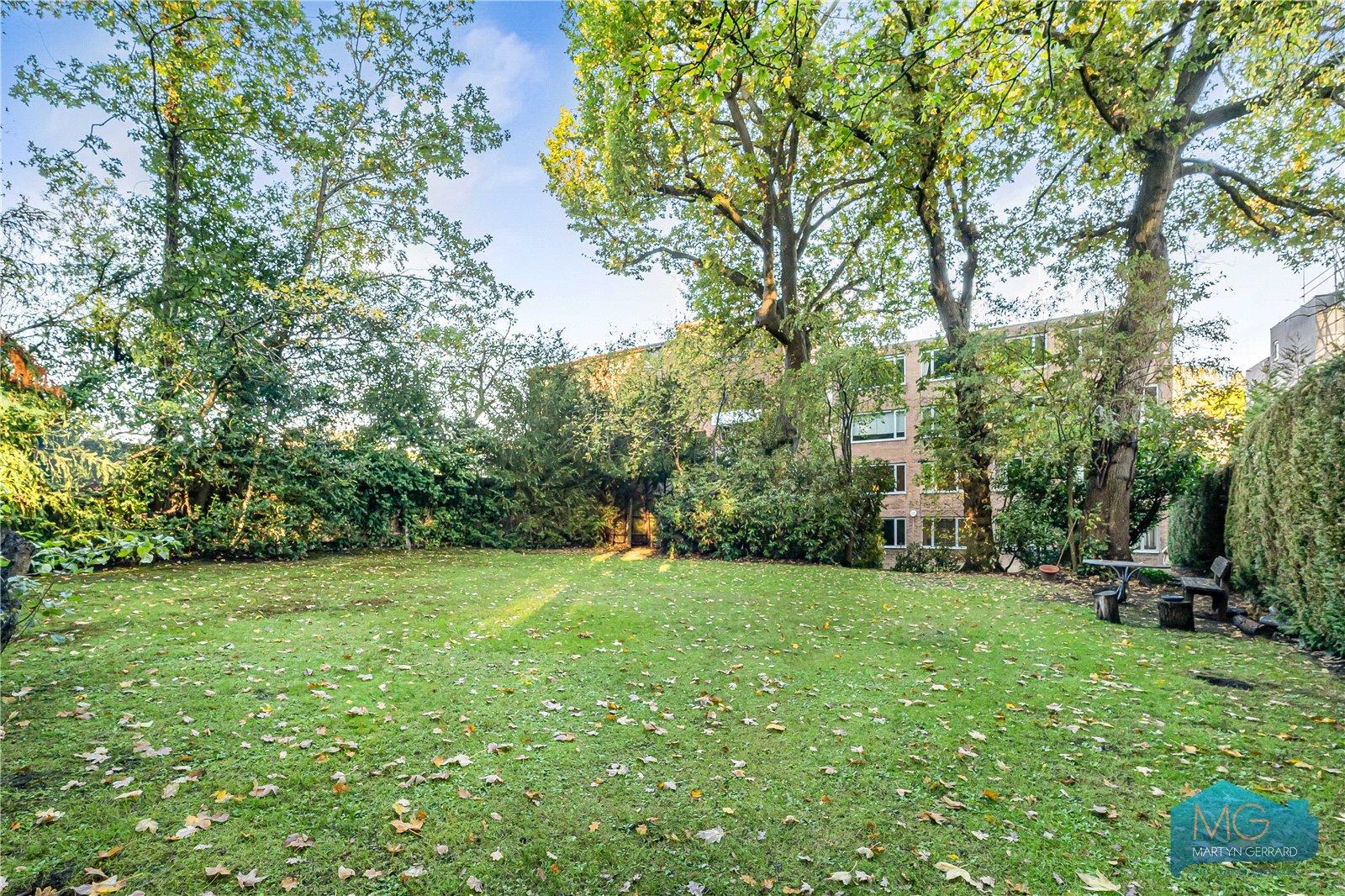 1 bedroom Apartment for sale - Martyn Gerrard