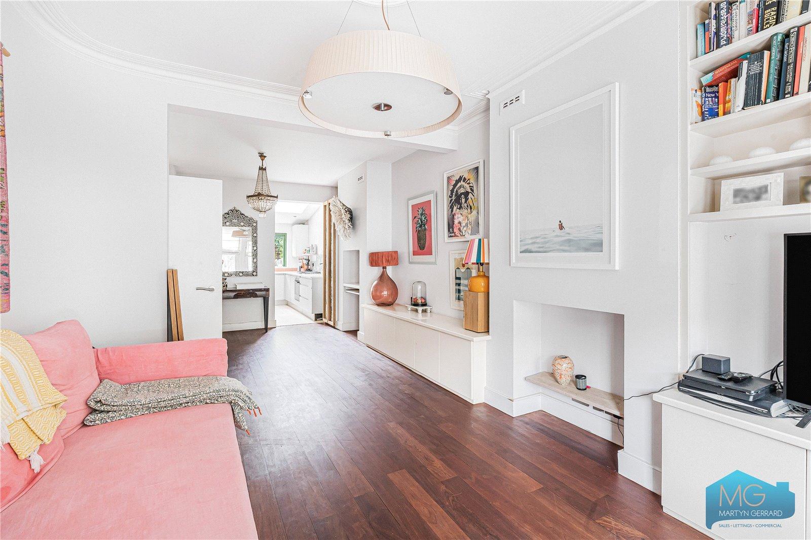 3 bedroom Terraced House for sale - Martyn Gerrard