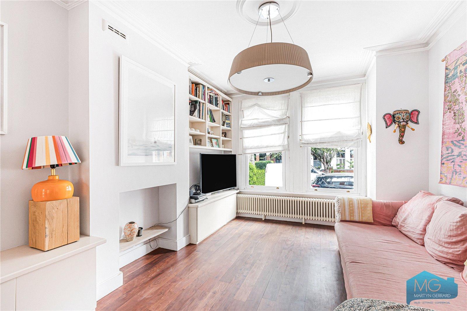 3 bedroom Terraced House for sale - Martyn Gerrard