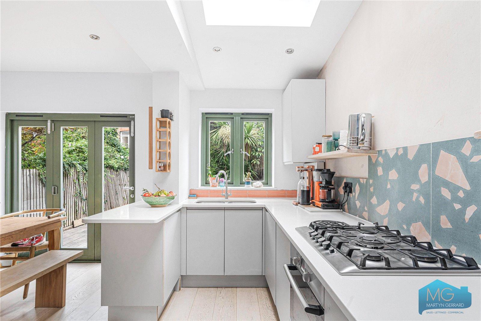 3 bedroom Terraced House for sale - Martyn Gerrard