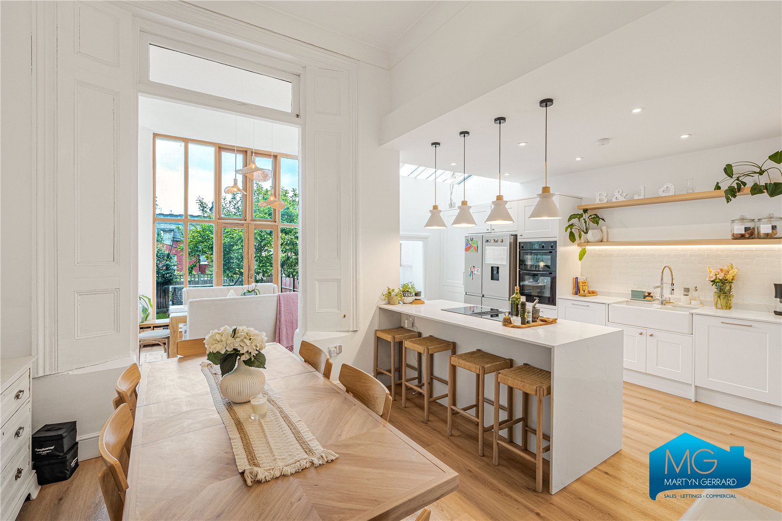 5 bedroom Terraced House to rent - Martyn Gerrard