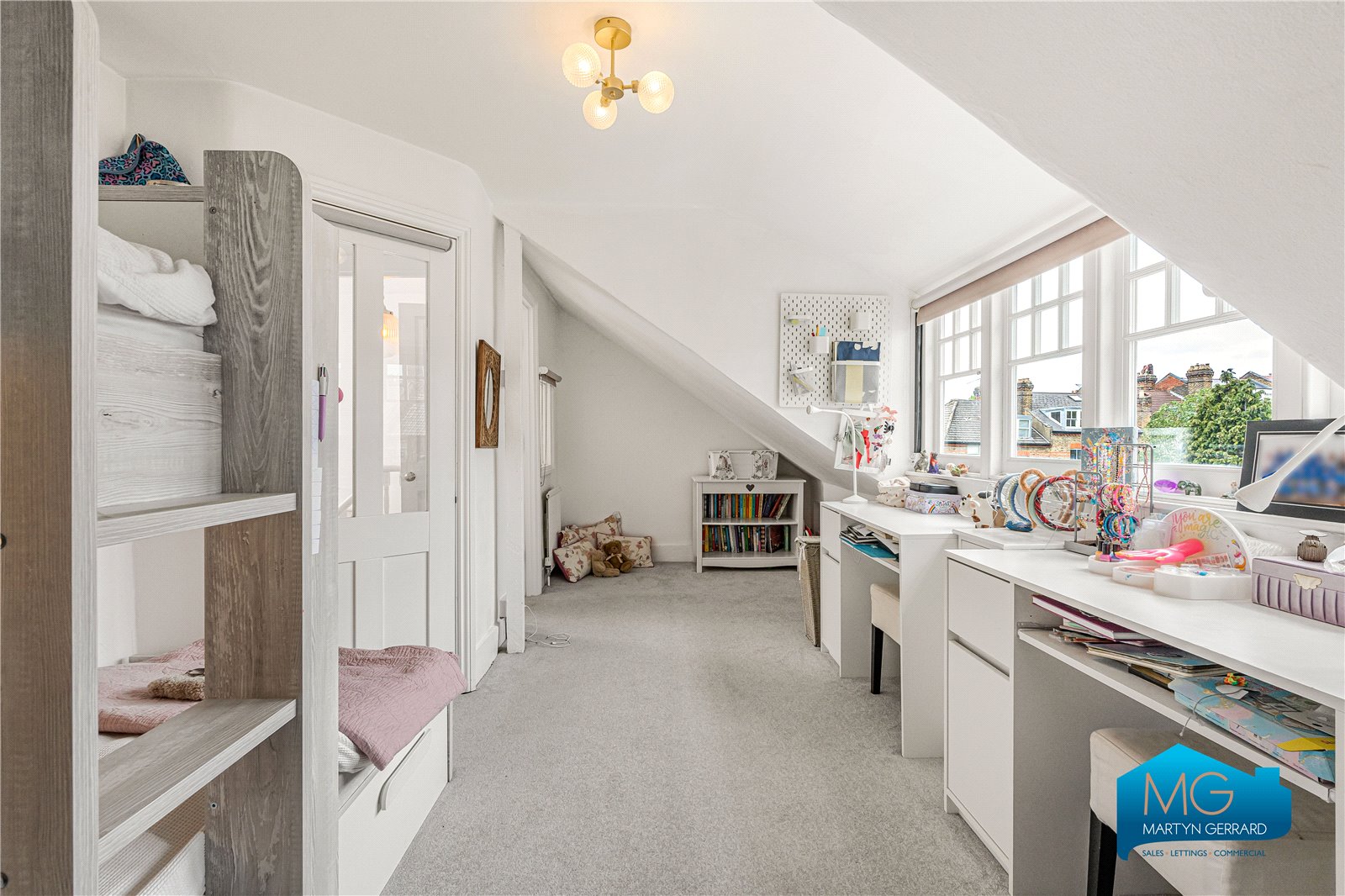 5 bedroom Terraced House to rent - Martyn Gerrard