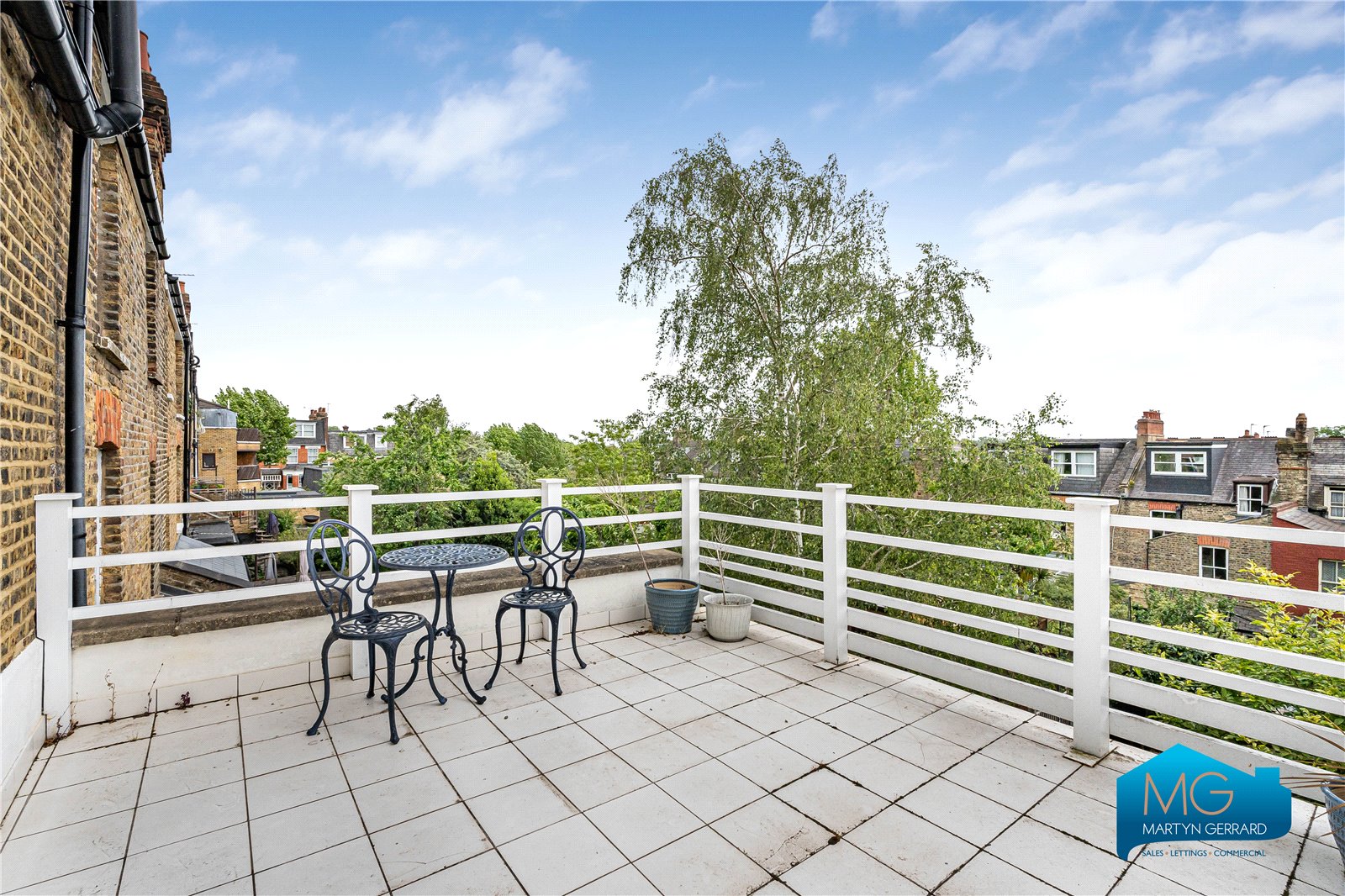 5 bedroom Terraced House to rent - Martyn Gerrard