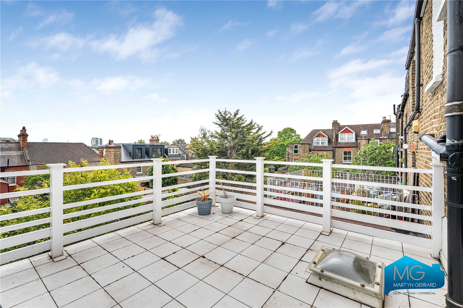5 bedroom Terraced House to rent - Martyn Gerrard