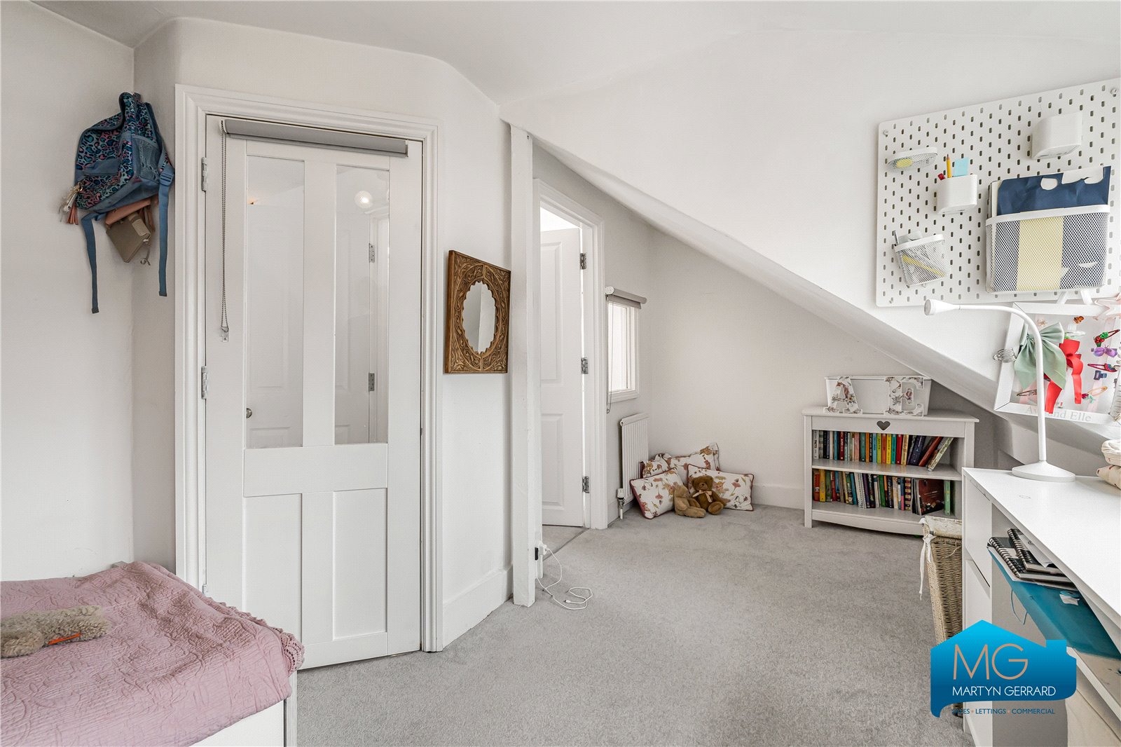 5 bedroom Terraced House to rent - Martyn Gerrard