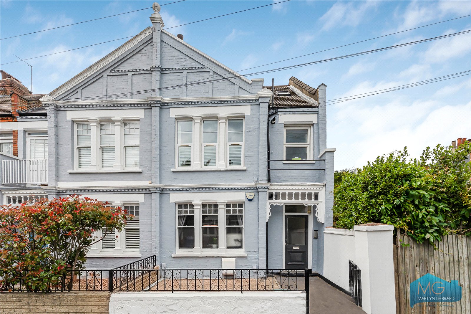 Oakley Gardens, Crouch End, London, N8+  - Martyn Gerrard