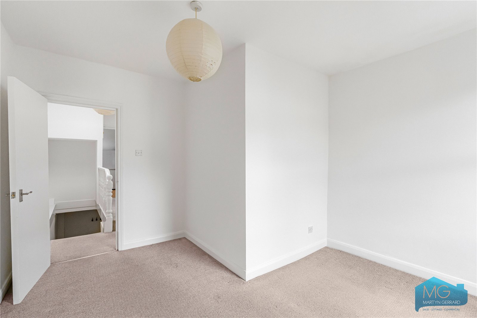 1 bedroom Apartment for sale - Martyn Gerrard