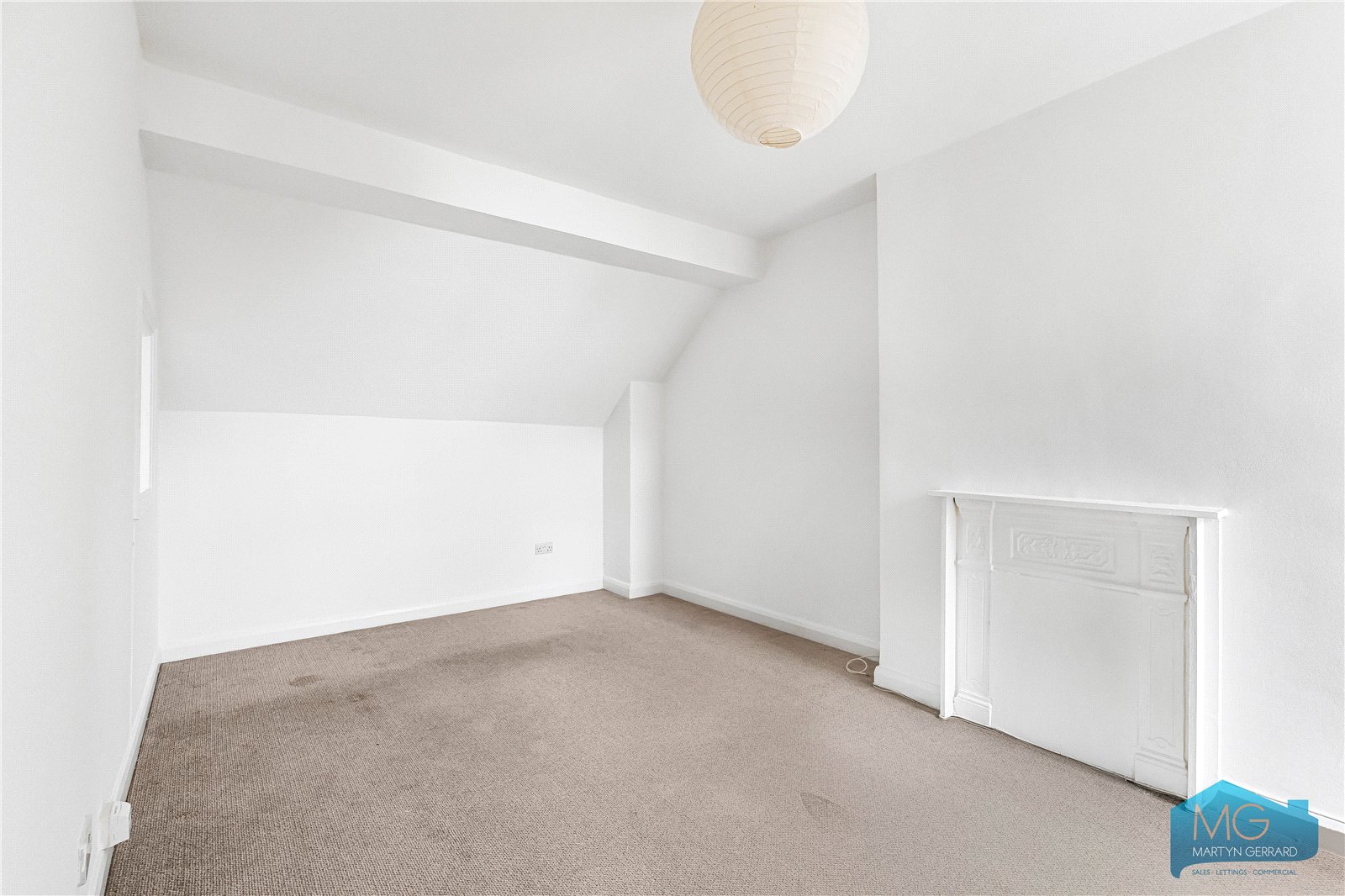 1 bedroom Apartment for sale - Martyn Gerrard
