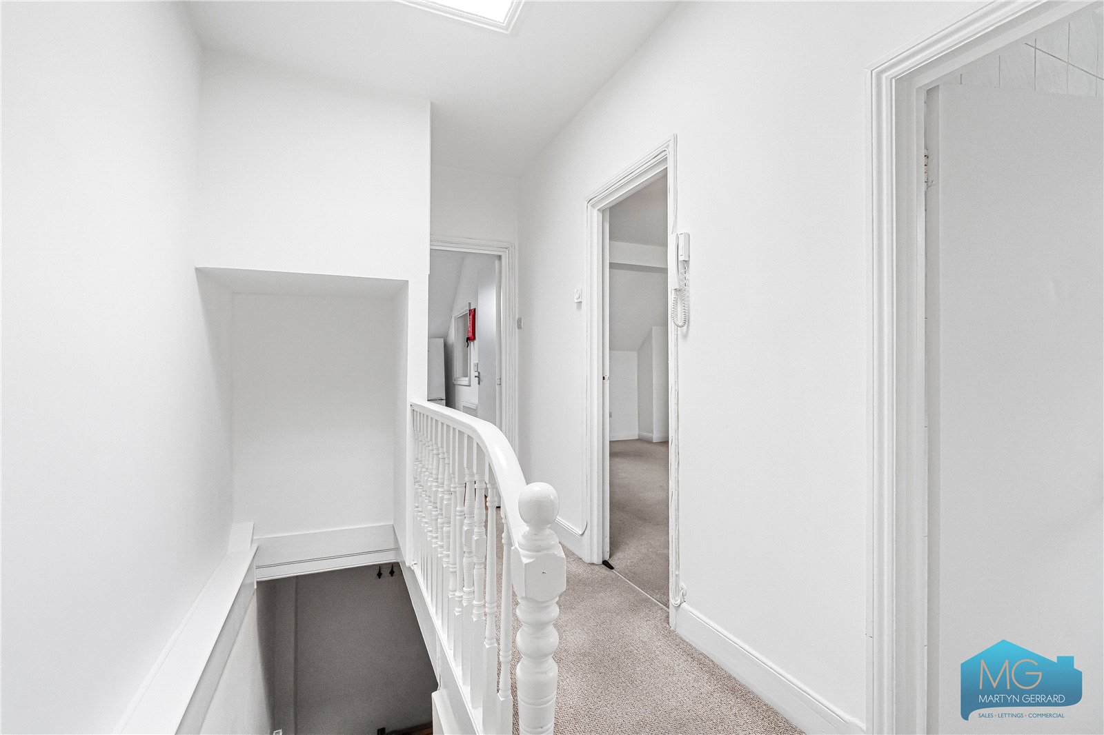 1 bedroom Apartment for sale - Martyn Gerrard