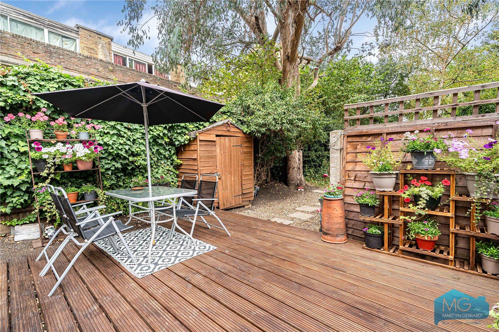 2 bedroom Apartment for sale - Martyn Gerrard
