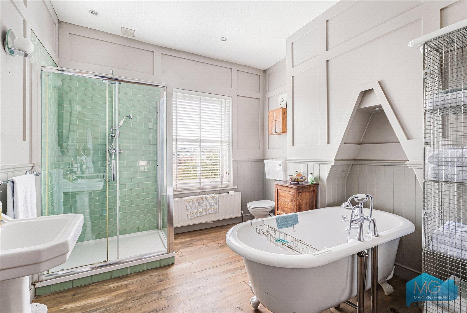5 bedroom End of Terrace House for sale - Martyn Gerrard