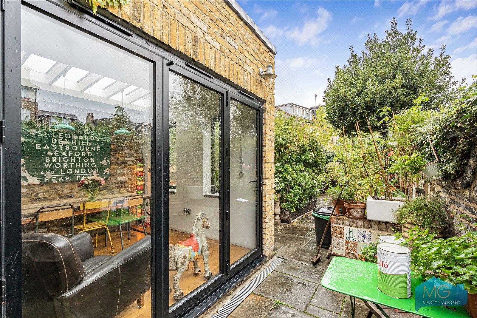 5 bedroom End of Terrace House for sale - Martyn Gerrard