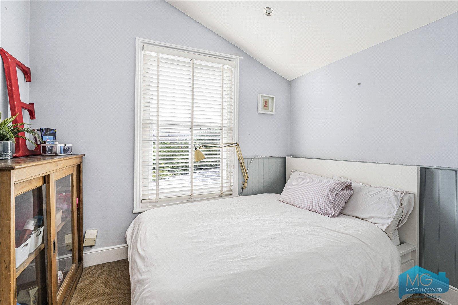 5 bedroom End of Terrace House for sale - Martyn Gerrard
