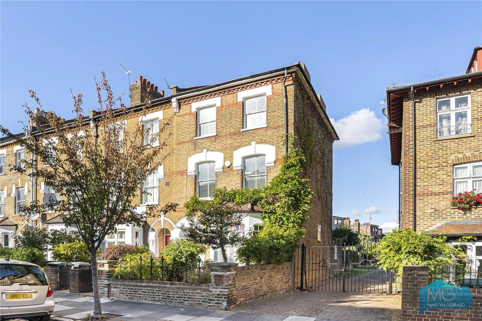5 bedroom End of Terrace House for sale - Martyn Gerrard
