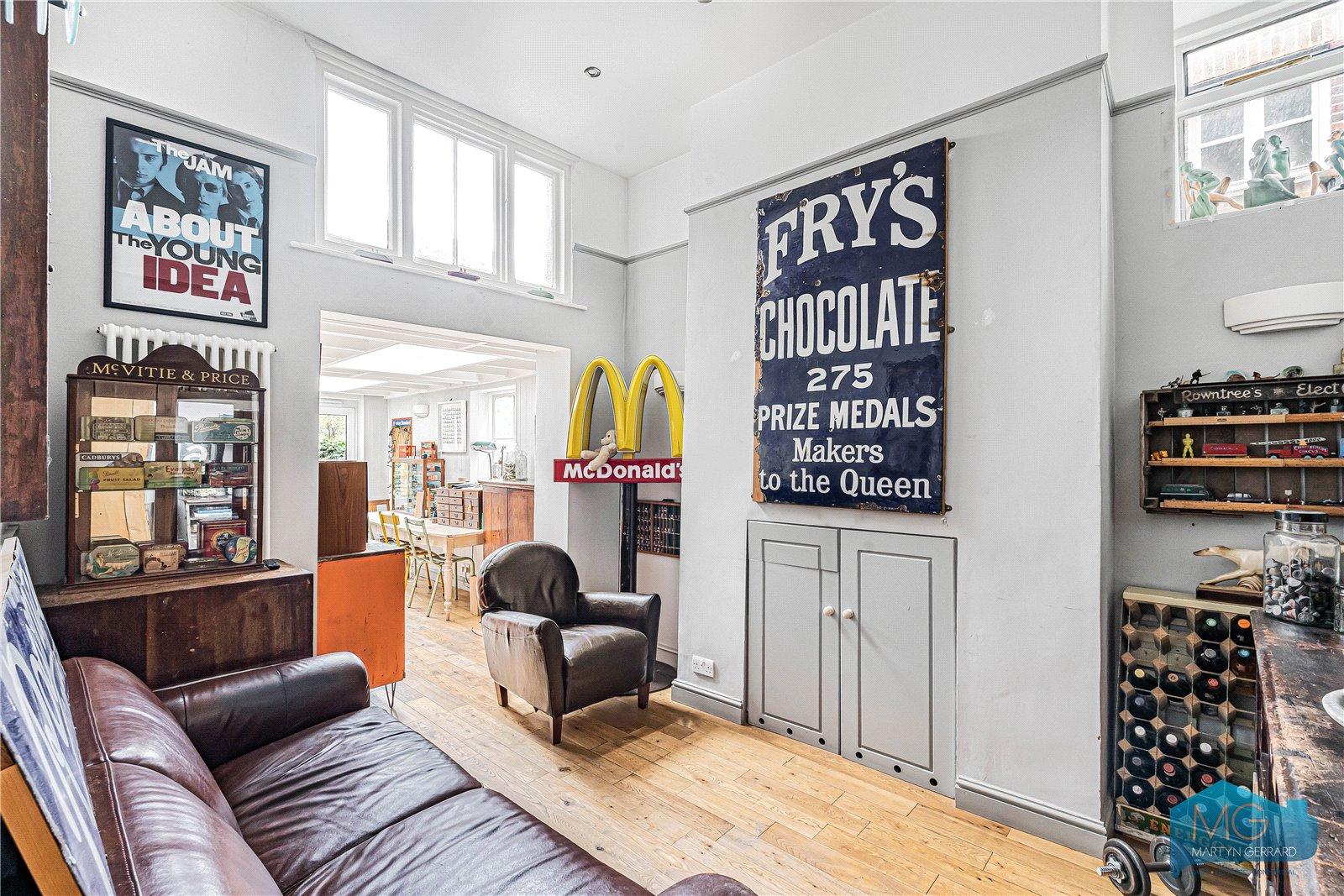 5 bedroom End of Terrace House for sale - Martyn Gerrard