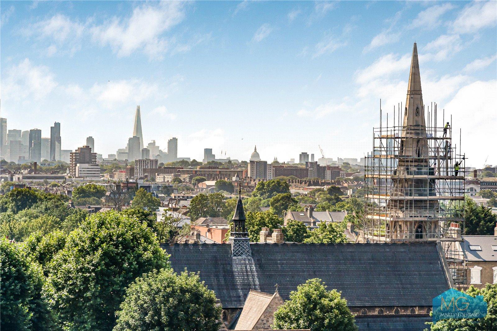 2 bedroom Apartment for sale - Martyn Gerrard