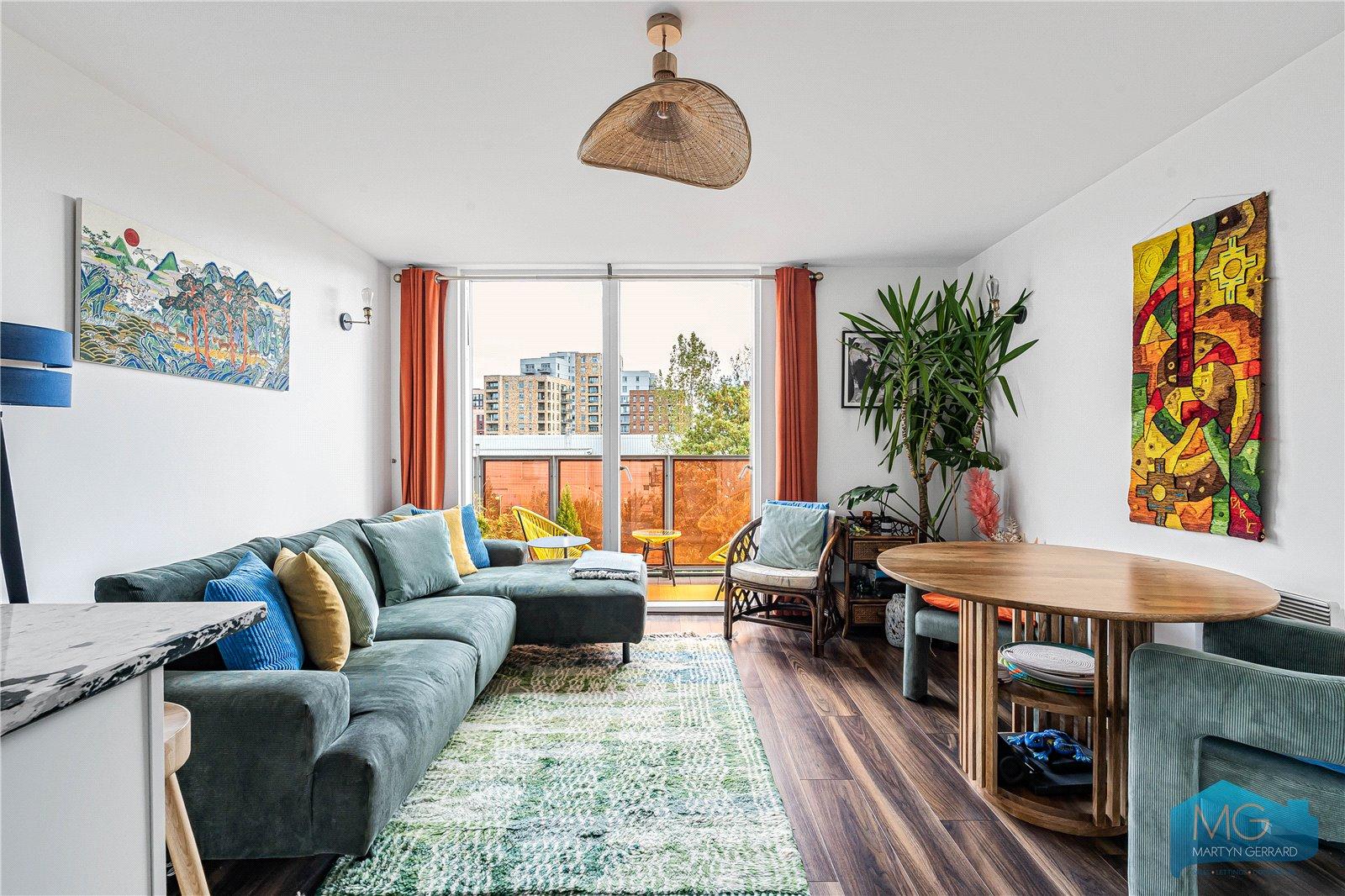 2 bedroom Apartment for sale - Martyn Gerrard