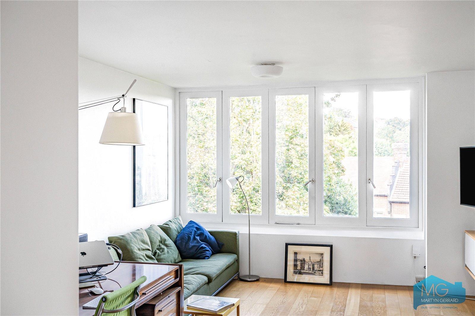2 bedroom Apartment for sale - Martyn Gerrard
