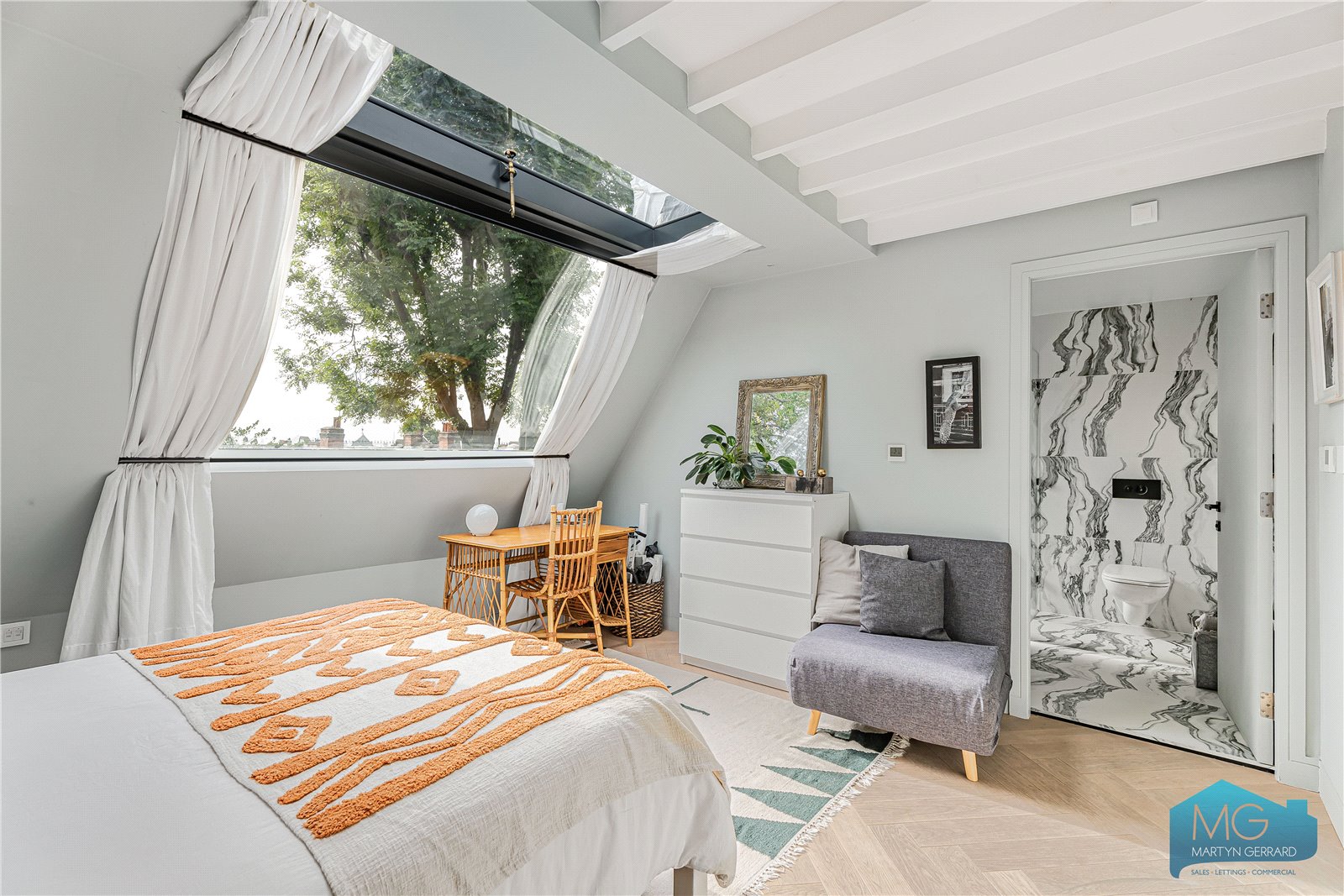 4 bedroom House for sale - Martyn Gerrard