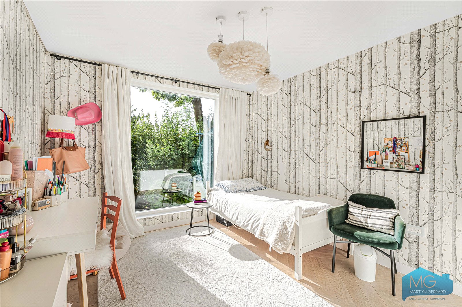4 bedroom House for sale - Martyn Gerrard