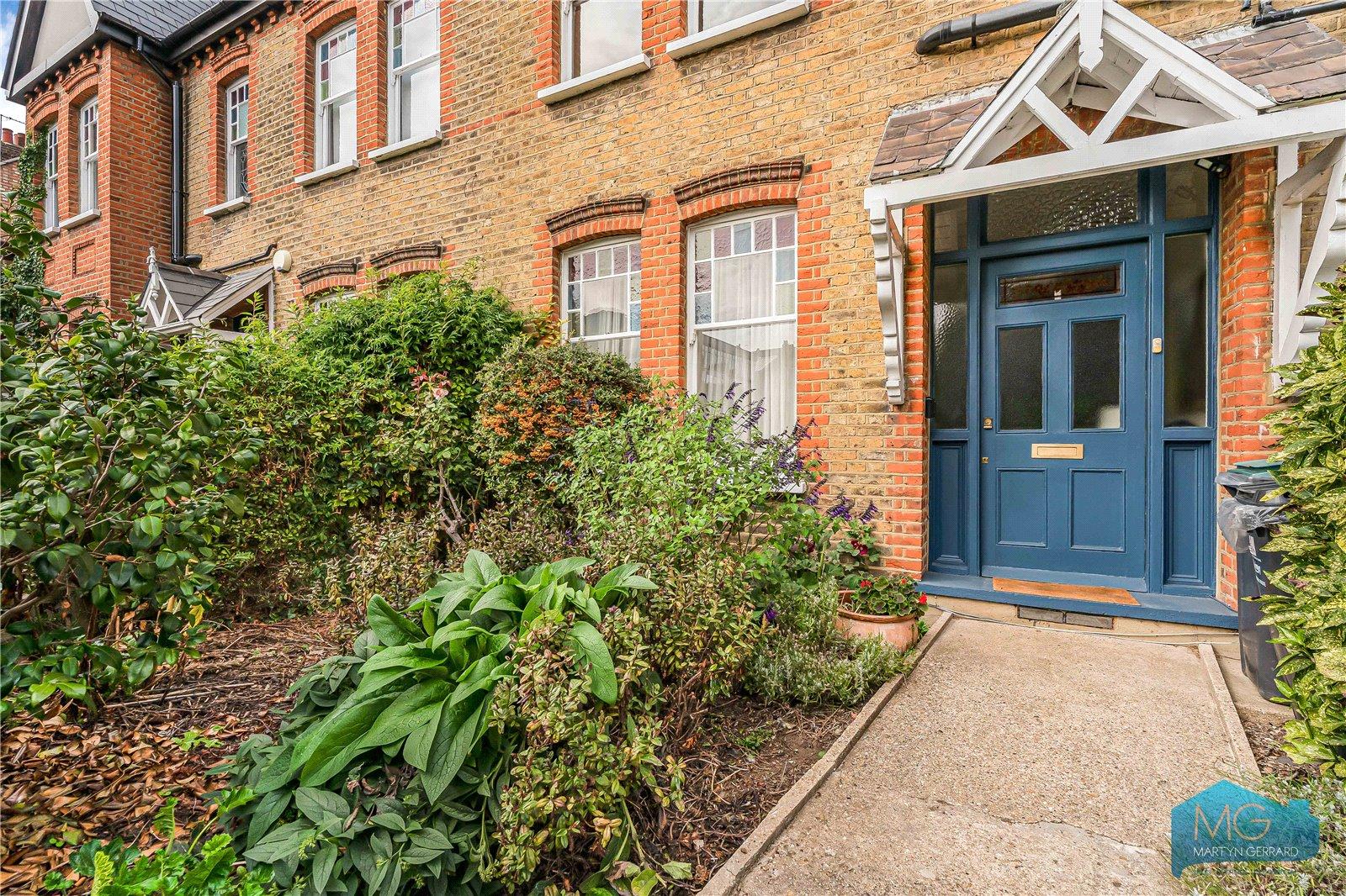 4 bedroom Semi-Detached House for sale - Martyn Gerrard
