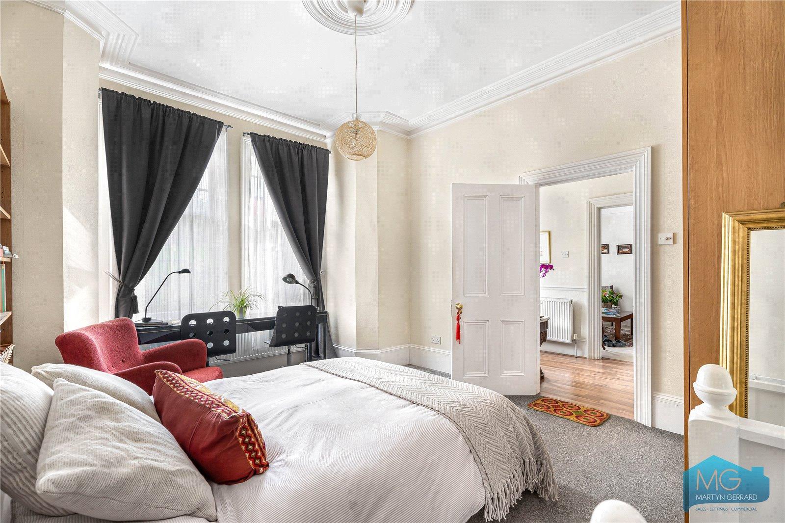 4 bedroom Semi-Detached House for sale - Martyn Gerrard