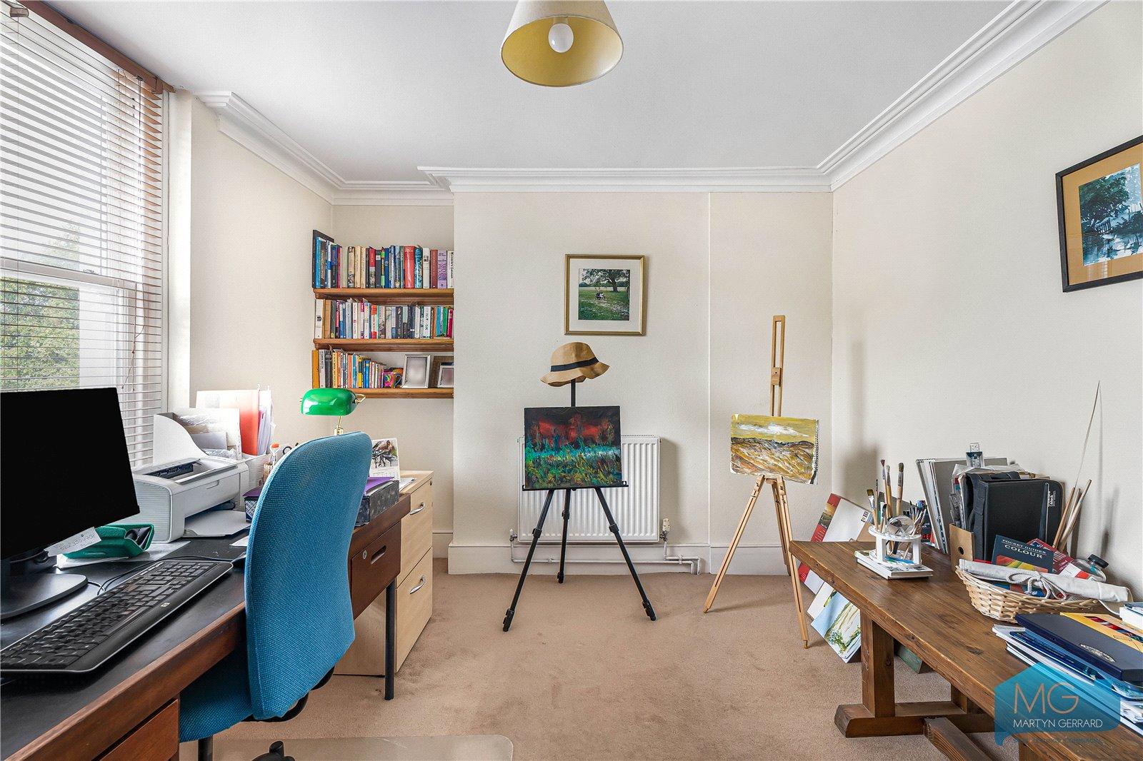 4 bedroom Semi-Detached House for sale - Martyn Gerrard