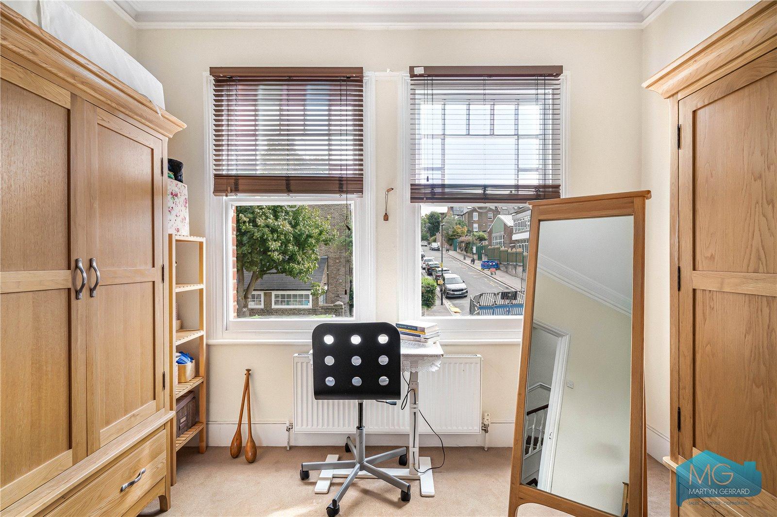 4 bedroom Semi-Detached House for sale - Martyn Gerrard