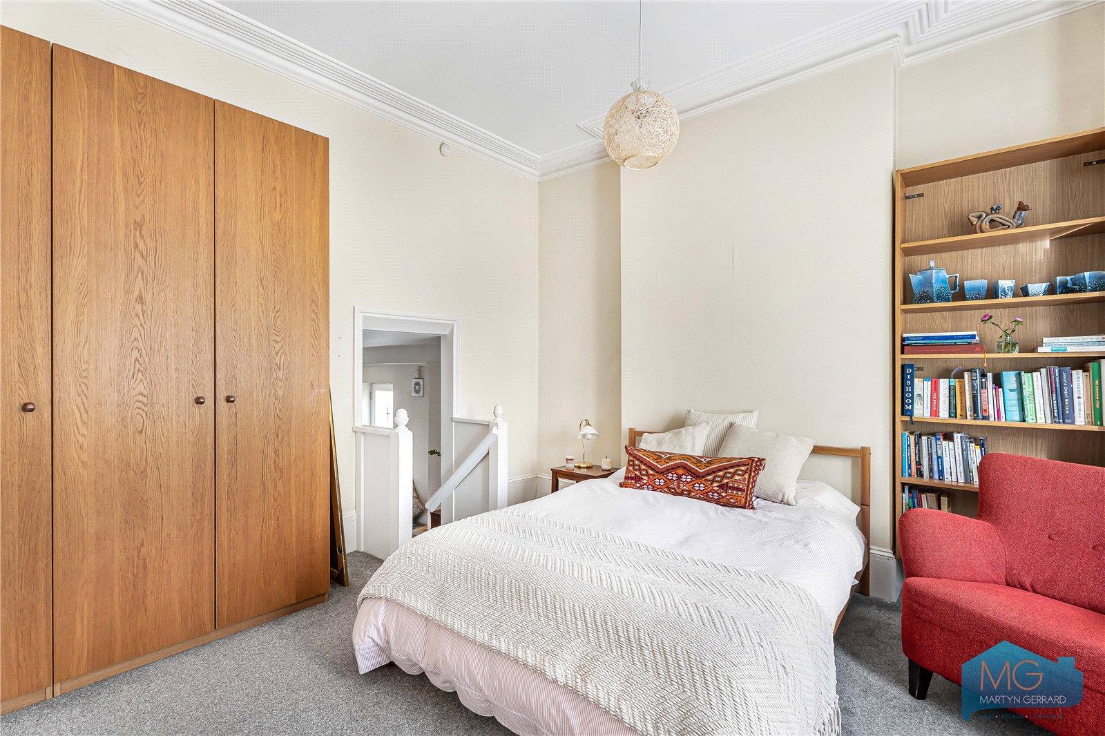 4 bedroom Semi-Detached House for sale - Martyn Gerrard