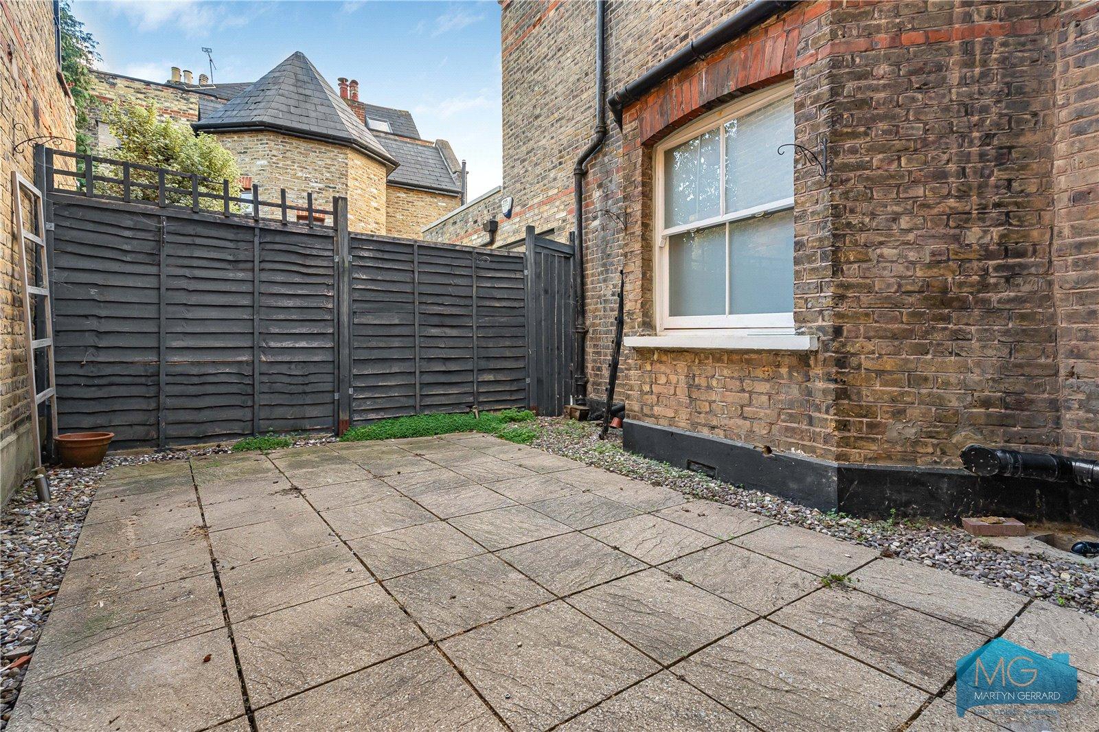 2 bedroom Ground Floor Flat for sale - Martyn Gerrard