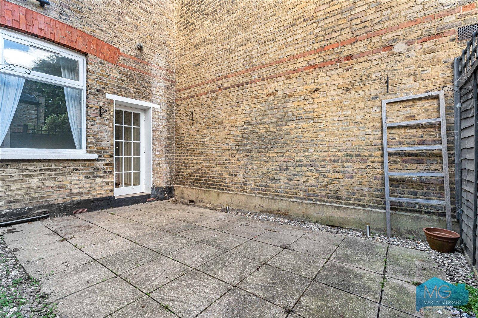 2 bedroom Ground Floor Flat for sale - Martyn Gerrard